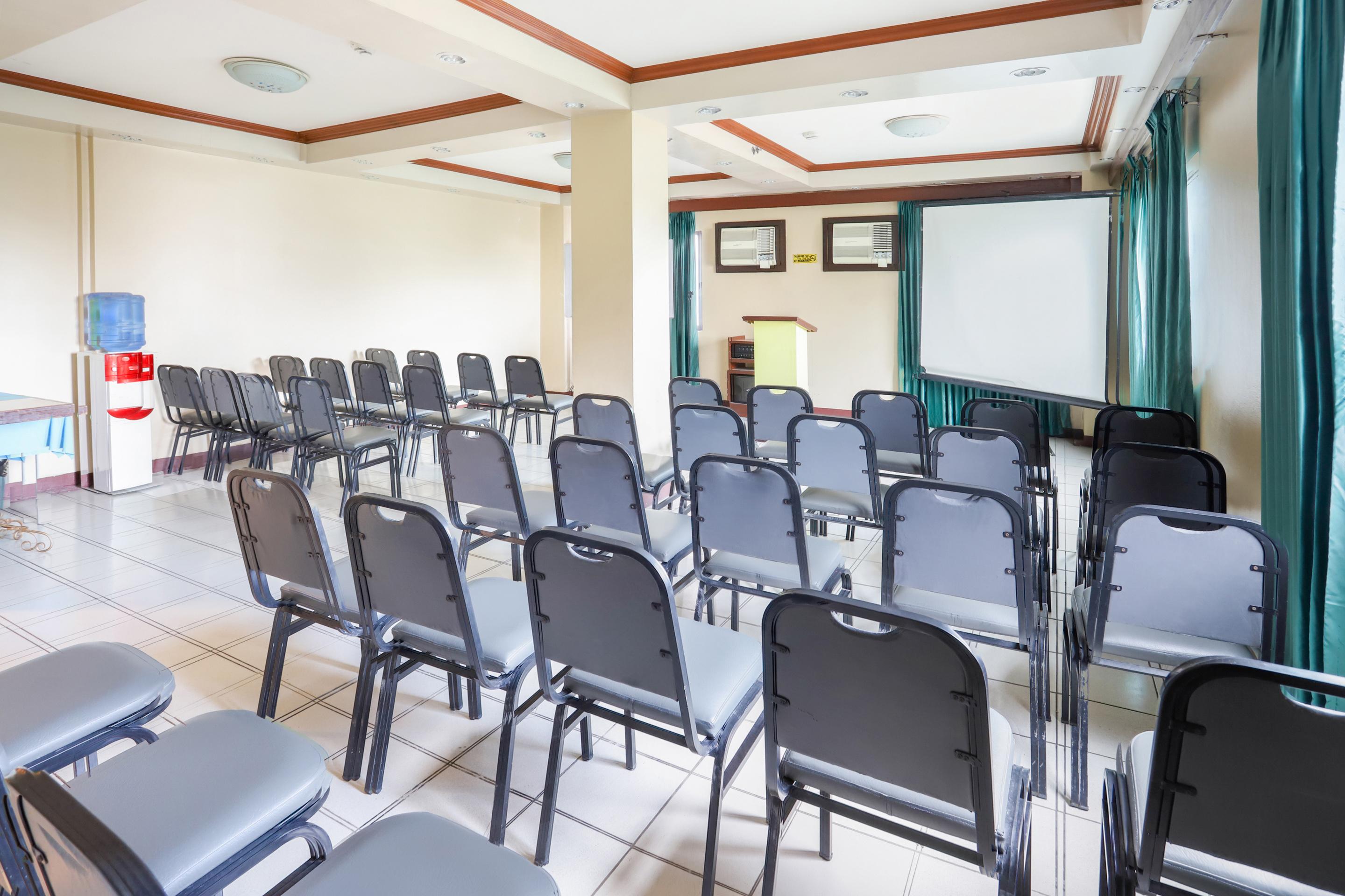 Oyo 210 Apple Tree Suites Cebu Екстериор снимка