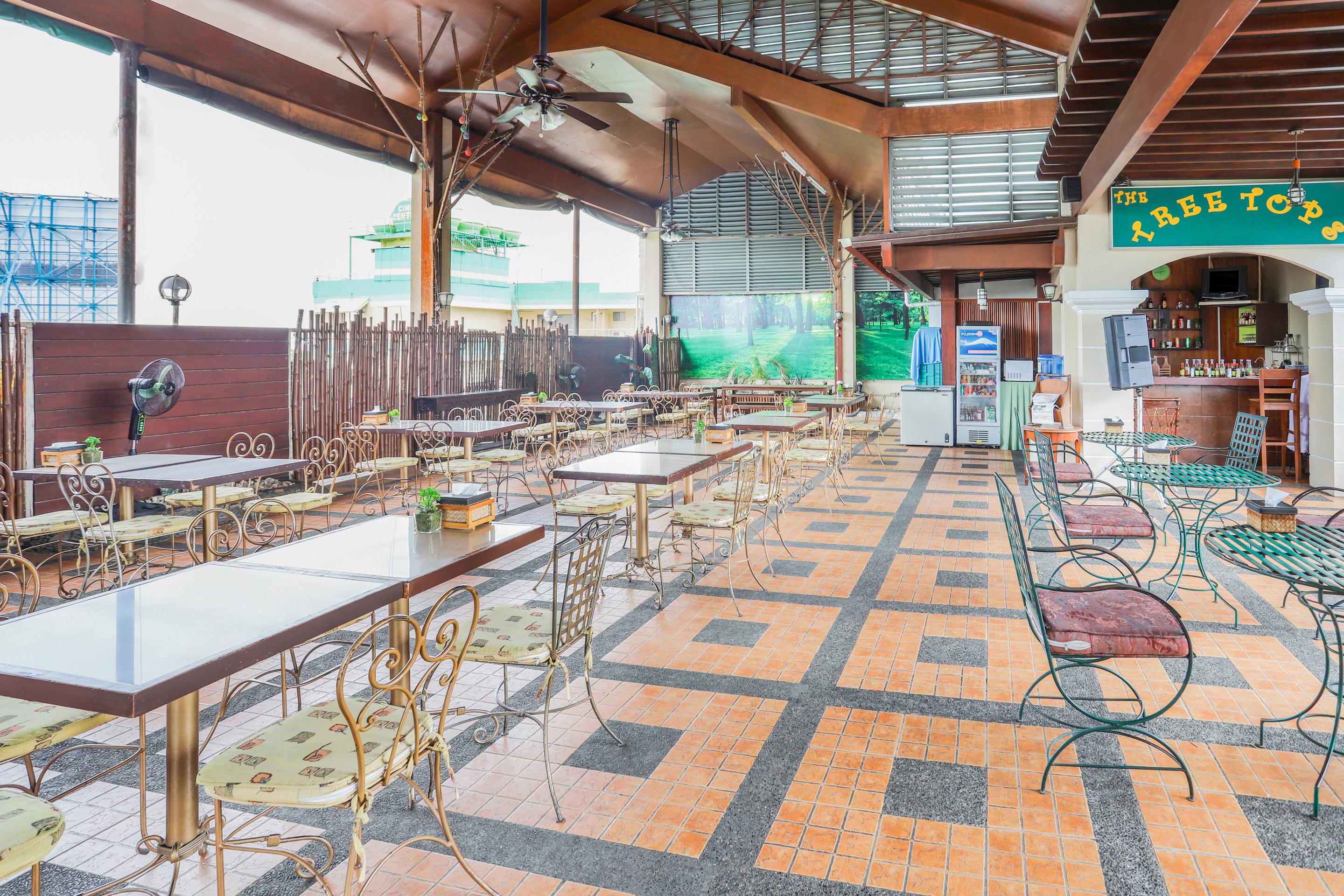 Oyo 210 Apple Tree Suites Cebu Екстериор снимка