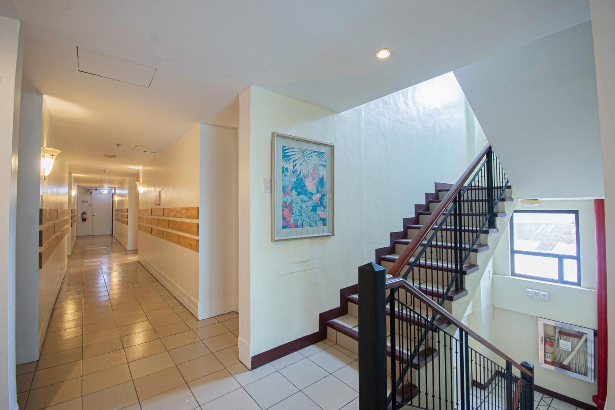 Oyo 210 Apple Tree Suites Cebu Екстериор снимка