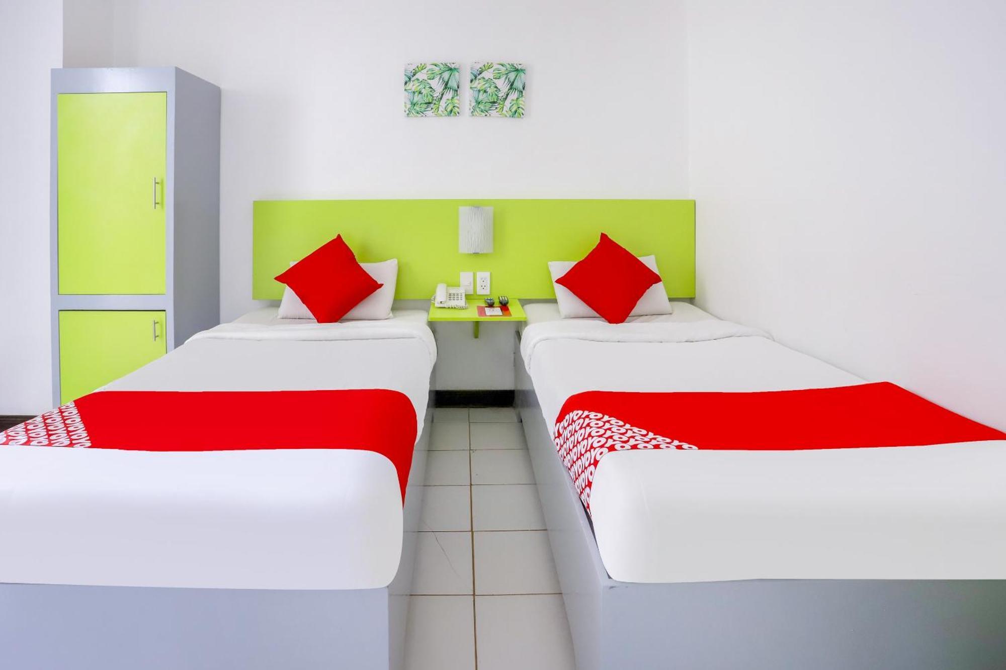 Oyo 210 Apple Tree Suites Cebu Екстериор снимка