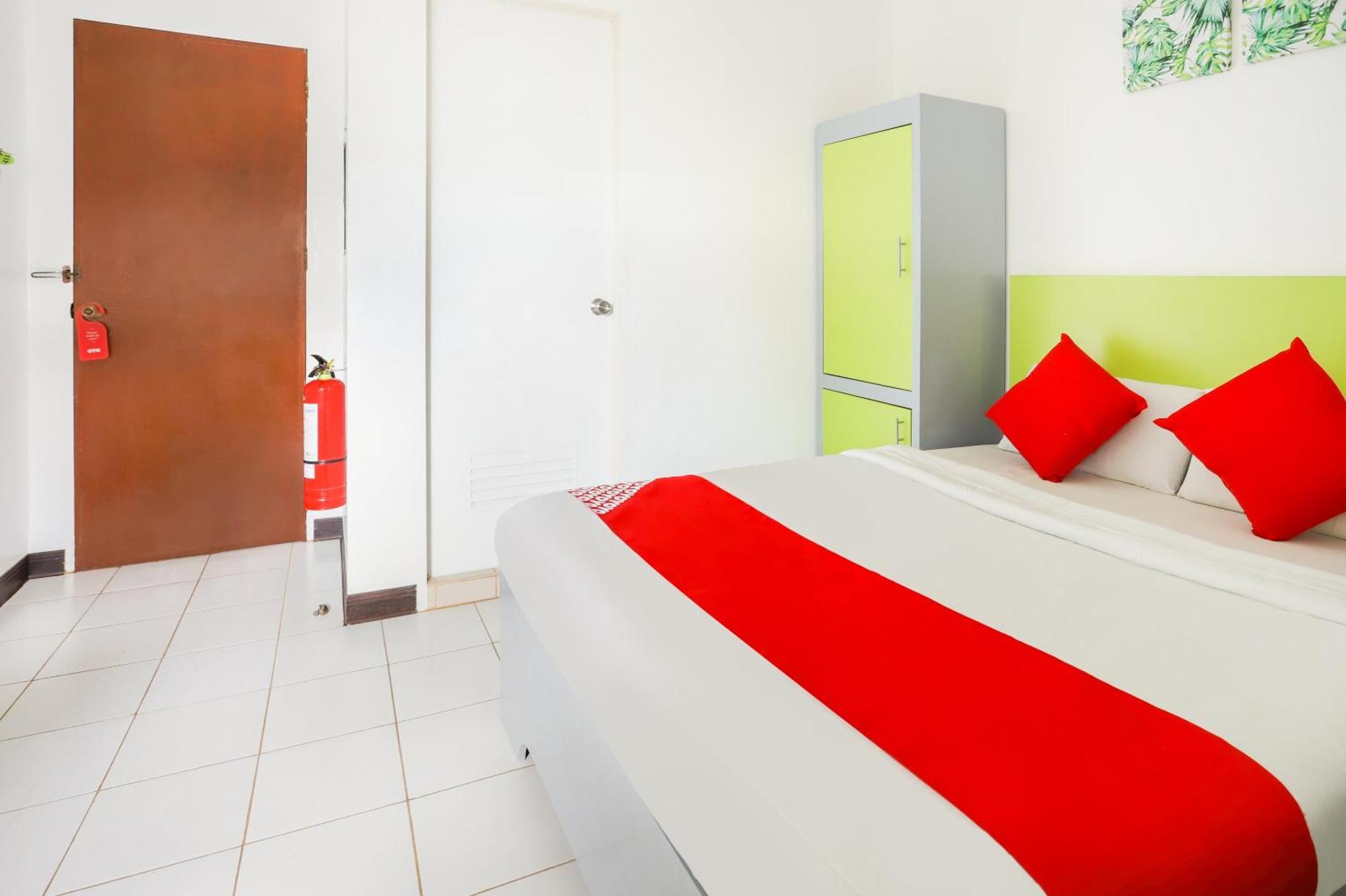 Oyo 210 Apple Tree Suites Cebu Екстериор снимка