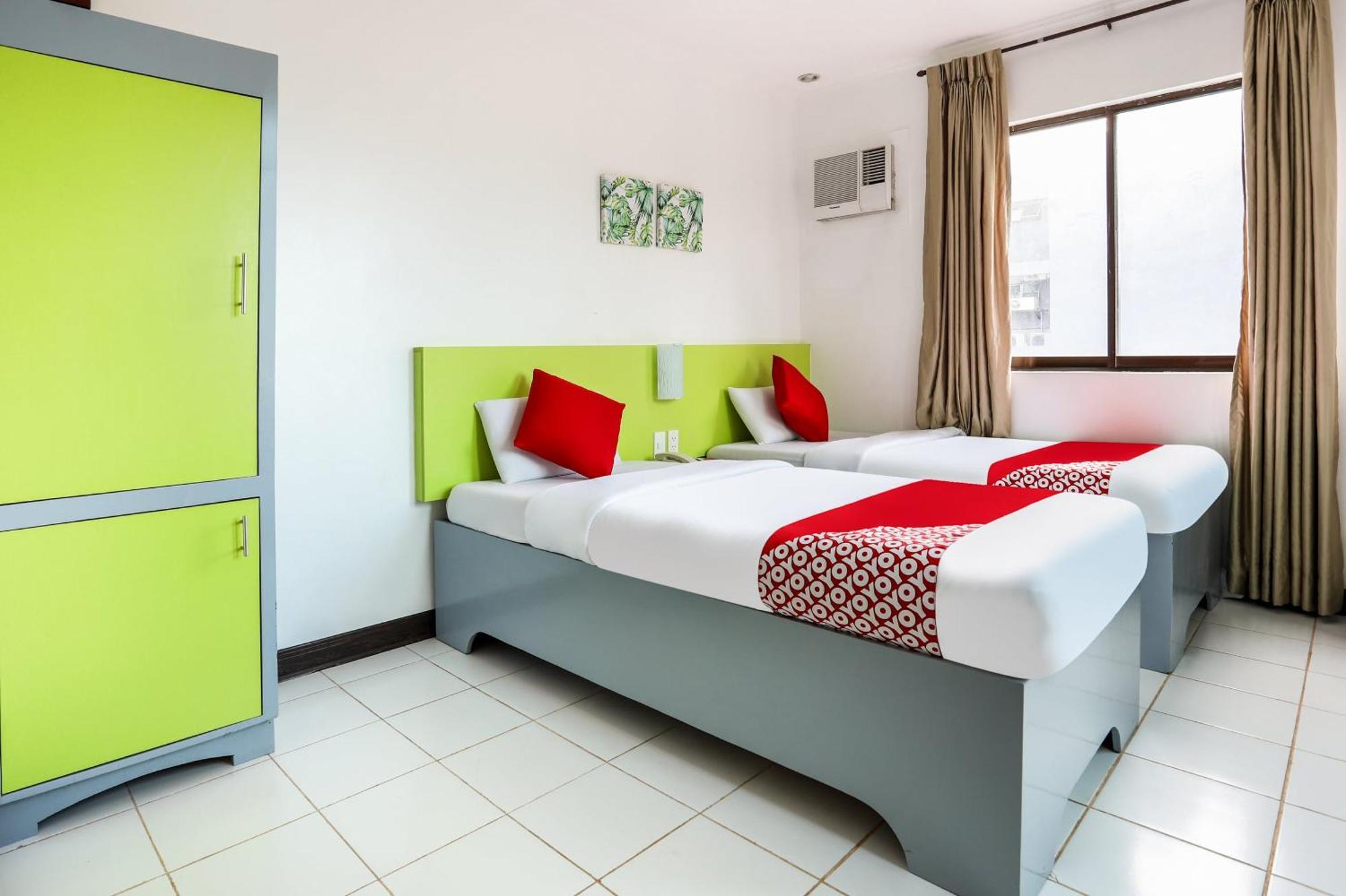 Oyo 210 Apple Tree Suites Cebu Екстериор снимка